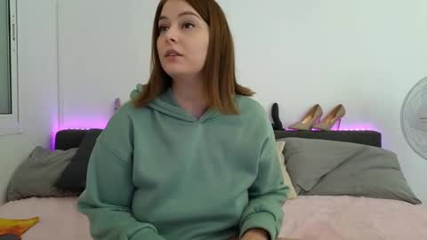 Nadine online show from 26, 12, 2024