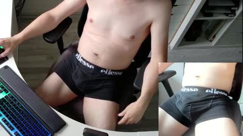 Snapshot of germinator33 chatting on 11, 10, 2025 germinator33 online show from 11, 10, 2025