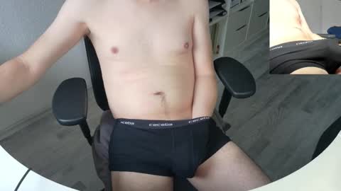 Snapshot of germinator33 chatting on 7, 11, 2025 germinator33 online show from 7, 11, 2025