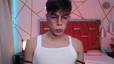 Snapshot of gerony_ chatting on 8, 4, 2026 Geronimo online show from 8, 4, 2026