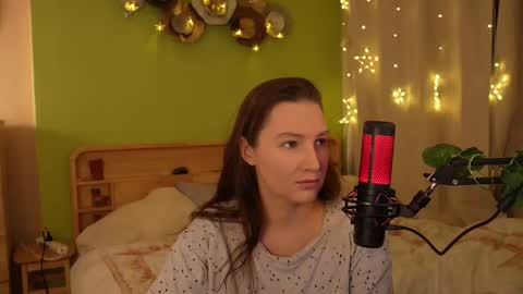 Snapshot of gessifossa chatting on 21, 10, 2025 Anna online show from 21, 10, 2025