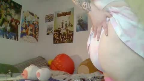 Snapshot of ghostieblades chatting on 3, 11, 2025 Blade online show from 3, 11, 2025