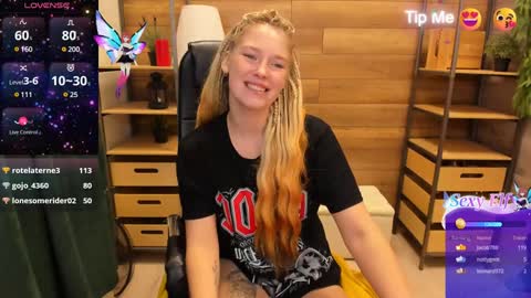 Snapshot of ghostly_temptation chatting on 5, 1, 2025 Sweety online show from 5, 1, 2025