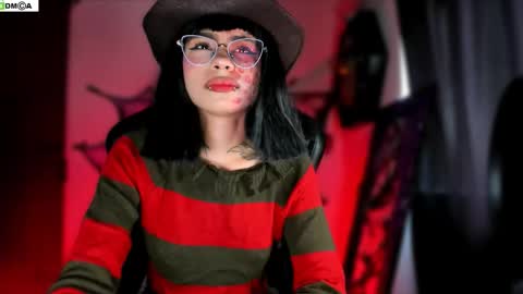 Snapshot of ghostlydolll chatting on 3, 10, 2025 Sara online show from 3, 10, 2025