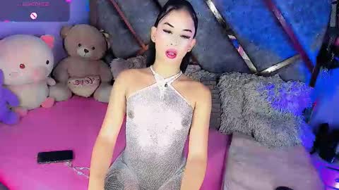 Gia Ferrara online show from 12, 9, 2025