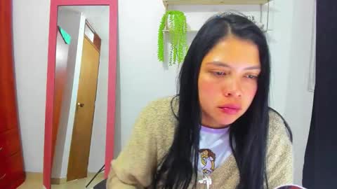 giaaaa   online show from 2, 2, 2026