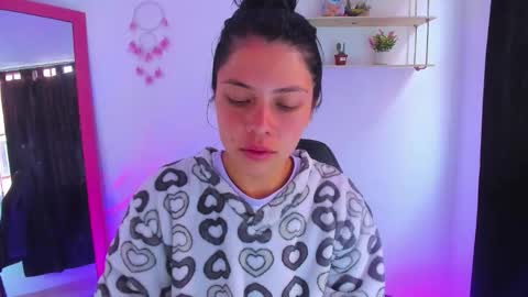 Snapshot of gia_contii chatting on 18, 3, 2026 giaaaa online show from 18, 3, 2026