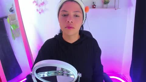 Snapshot of gia_contii chatting on 22, 3, 2026 giaaaa online show from 22, 3, 2026