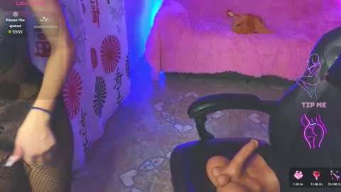 Snapshot of gia_flame_ chatting on 4, 10, 2025 gia_flame_ online show from 4, 10, 2025