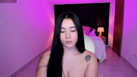 Gia lowry online show from 4, 1, 2025