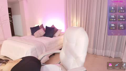 Gia online show from 11, 12, 2024