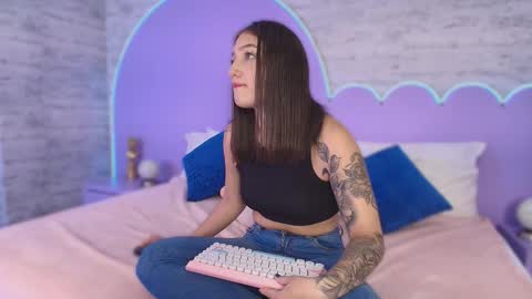 Gia online show from 13, 1, 2026