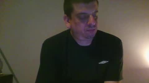 Snapshot of giaco1982 chatting on 5, 11, 2025 samuel online show from 5, 11, 2025