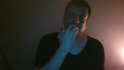 Snapshot of giaco1982 chatting on 17, 11, 2025 samuel online show from 17, 11, 2025