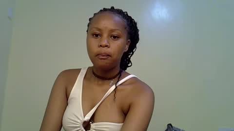 Snapshot of gianna_012 chatting on 20, 9, 2025 ENNY online show from 20, 9, 2025