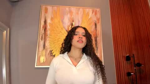 Snapshot of gianna_brown_ chatting on 1, 10, 2025 gianna_brown_ online show from 1, 10, 2025