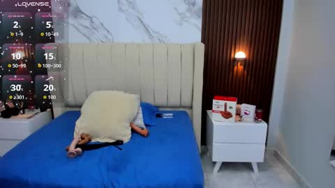 G I A N N A  online show from 11, 10, 2025