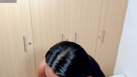 giannagovlea online show from 25, 1, 2025