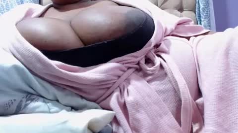 gianttitts online show from 24, 2, 2025