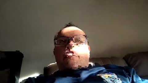 Snapshot of giddyup2222222 chatting on 23, 11, 2025 giddyup2222222 online show from 23, 11, 2025