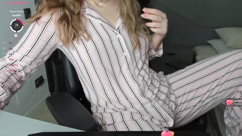 gigihadd online show from 5, 2, 2025