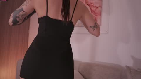 GIGI online show from 4, 2, 2025