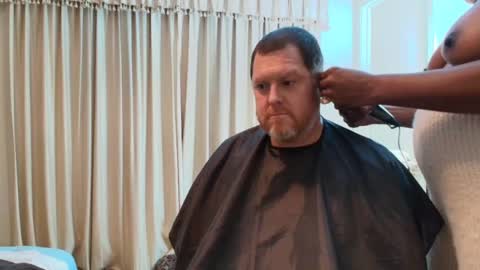 Snapshot of gigimcfee chatting on 10, 11, 2025 G Money online show from 10, 11, 2025