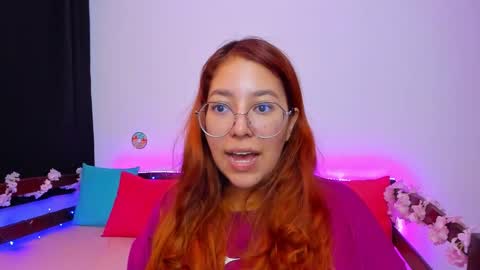 gigimooon online show from 21, 9, 2025