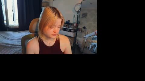 Snapshot of gimmergirls_ chatting on 14, 7, 2026 Klara online show from 14, 7, 2026