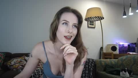 Snapshot of gin_and_juice_ chatting on 2, 2, 2026 Suki online show from 2, 2, 2026