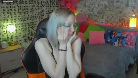 Snapshot of gina_lovelyy chatting on 14, 5, 2026 Gina online show from 14, 5, 2026