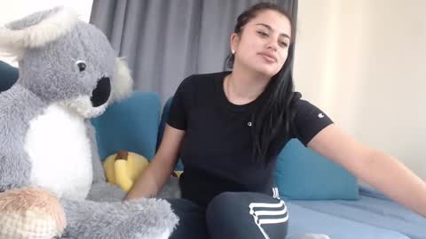 Gyna online show from 3, 3, 2025