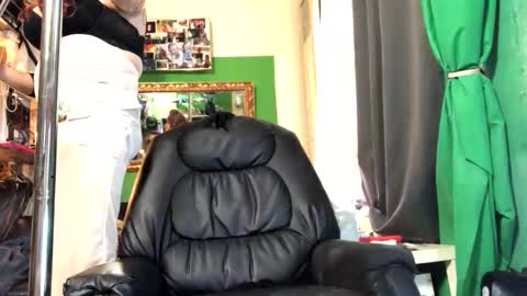 GinaGender online show from 8, 11, 2025