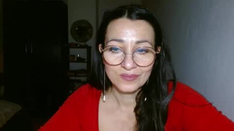 GinaONeon online show from 4, 1, 2025