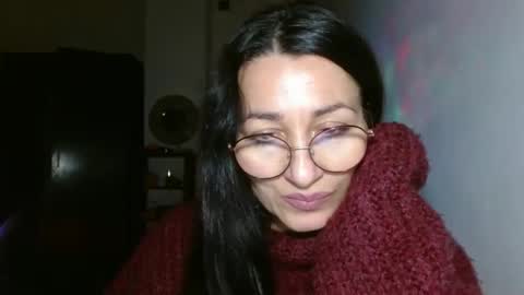 GinaONeon online show from 13, 1, 2025