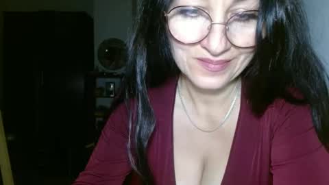GinaONeon online show from 26, 2, 2025