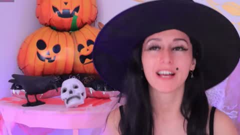 Ginn online show from 31, 10, 2025