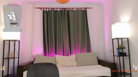 I will be online from Thursday to Monday from 7am to 3pm Amsterdam time online show from 31, 10, 2025