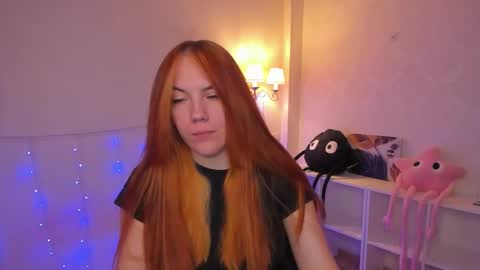 Snapshot of gingerr_pie chatting on 7, 10, 2025 gingerr_pie online show from 7, 10, 2025