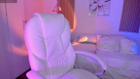 Kendall online show from 14, 12, 2024