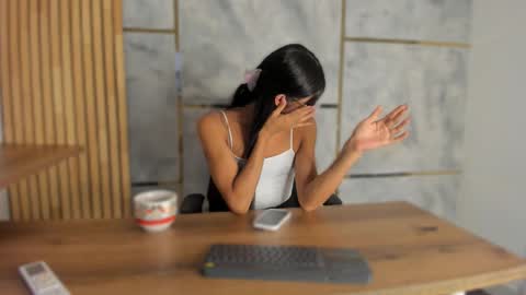 Snapshot of gio_gray chatting on 23, 3, 2026 gio_gray online show from 23, 3, 2026