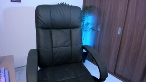 Gigi o Giorgi  online show from 25, 9, 2025