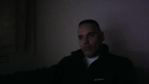 Snapshot of gioshadow chatting on 1, 1, 2025 gioshadow online show from 1, 1, 2025