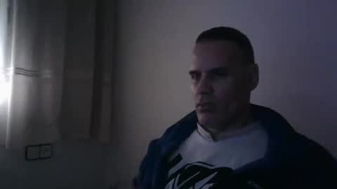 Snapshot of gioshadow chatting on 12, 1, 2025 gioshadow online show from 12, 1, 2025