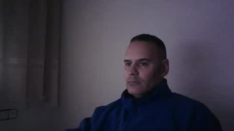 Snapshot of gioshadow chatting on 19, 1, 2025 gioshadow online show from 19, 1, 2025