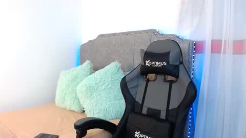  Giovanna  online show from 29, 1, 2025