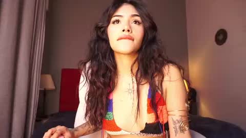 Snapshot of giovanna_oliveira chatting on 7, 7, 2026 Giovanna online show from 7, 7, 2026