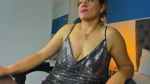 G I S E P L A online show from 16, 2, 2025