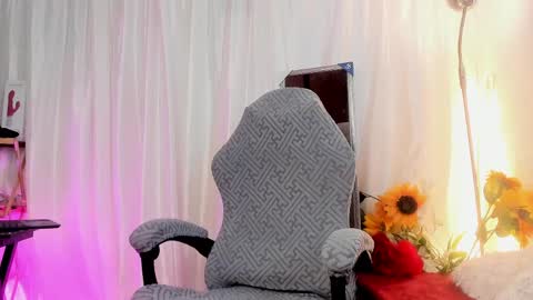 Girasol Walton online show from 7, 4, 2026