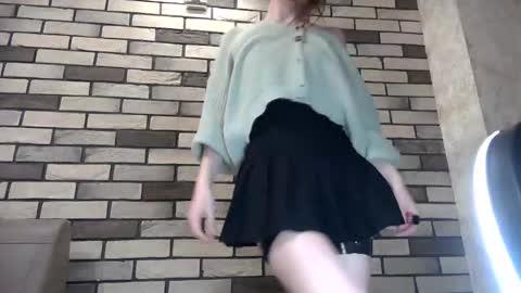 girl_cute007 online show from 29, 4, 2026